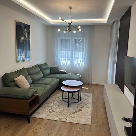 Luxury Apartments D&B Podgorica Exterior photo