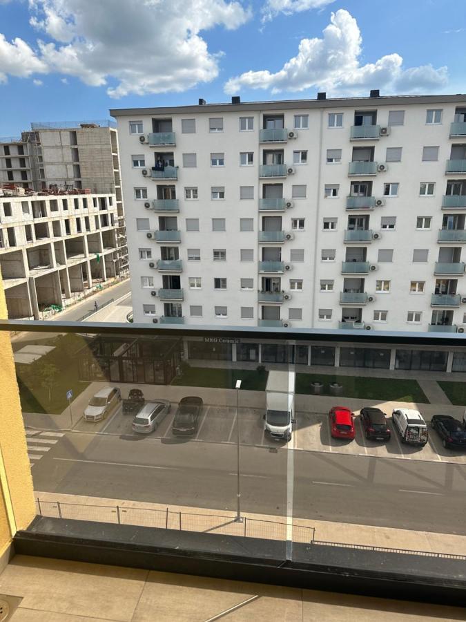 Luxury Apartments D&B Podgorica Exterior photo