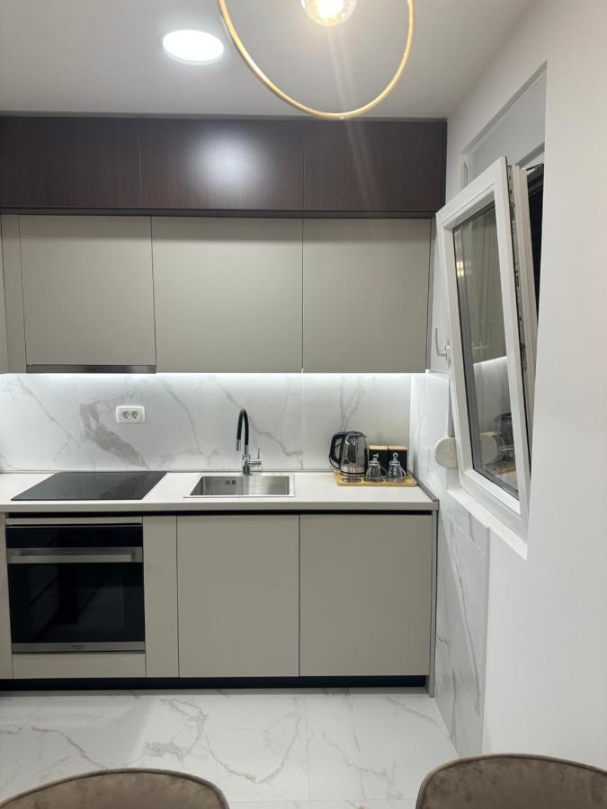 Luxury Apartments D&B Podgorica Exterior photo